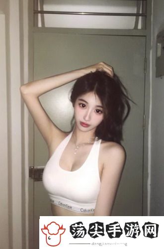 《健身房教练》第3季在线观看，网友们纷纷热议：这季剧情更加刺激，笑点满满，绝对不容错过！