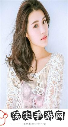 儿子日娘章节小说，探讨“儿子日娘”章节小说的背后