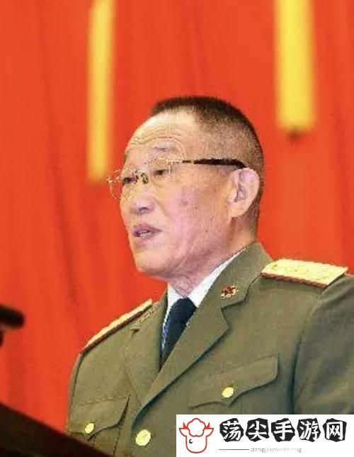 丈夫刚走部长就来