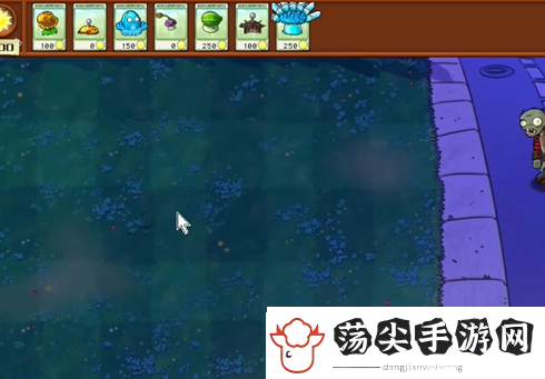 植物大战僵尸杂交版前院告急第十一关怎么过