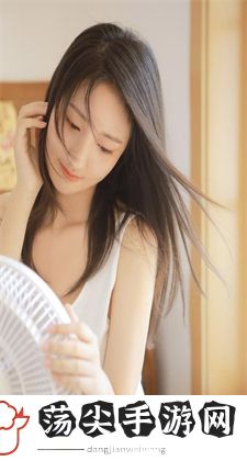 春色 乱 小说 伦校园 短篇:初见的悸动