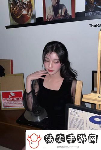 大叔与20岁小姑**追剧日常