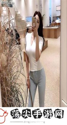 芙蓉出水斗新妆:芙蓉新妆之形