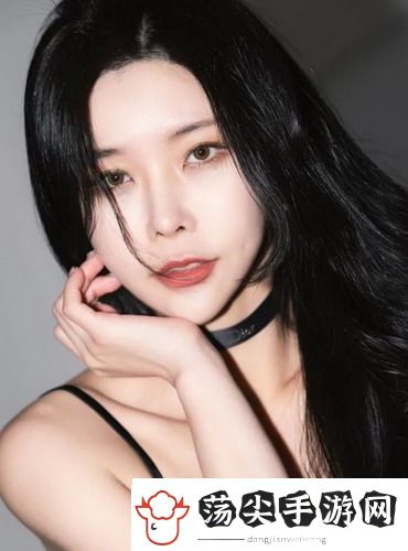 西施流眼泪翻白眼咬铁球图片：看这位古代美女如何以情动人，心碎之际的百态表现真令人心疼！