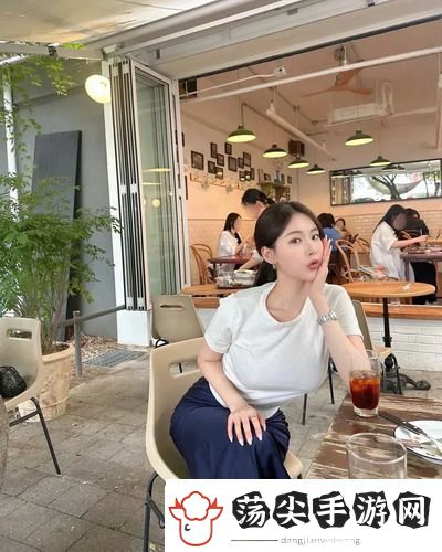爱丫爱丫影院在线观看免费版高清，网友热议：让你在家也能享受影院般的视听盛宴！
