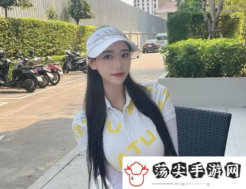 在姨母家的客厅：那些温暖记忆中的陪伴与欢笑！