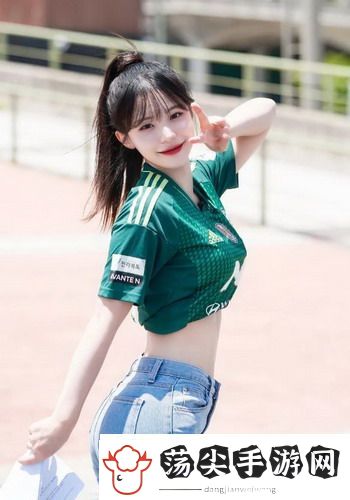 我的精壶妈妈陈晓兰最新章节更新：江湖儿女情深，舌尖上的亲情与成长故事