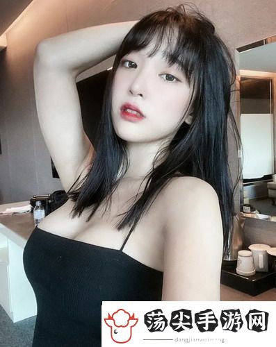 家访的老师在线观看，带你走进温情校园故事的奇妙旅程！
