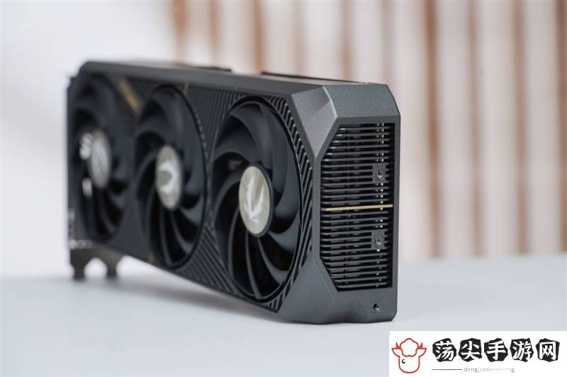 索泰RTX