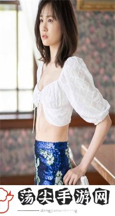 品牌女装排行榜前50名：探寻时尚女装界的佼佼者